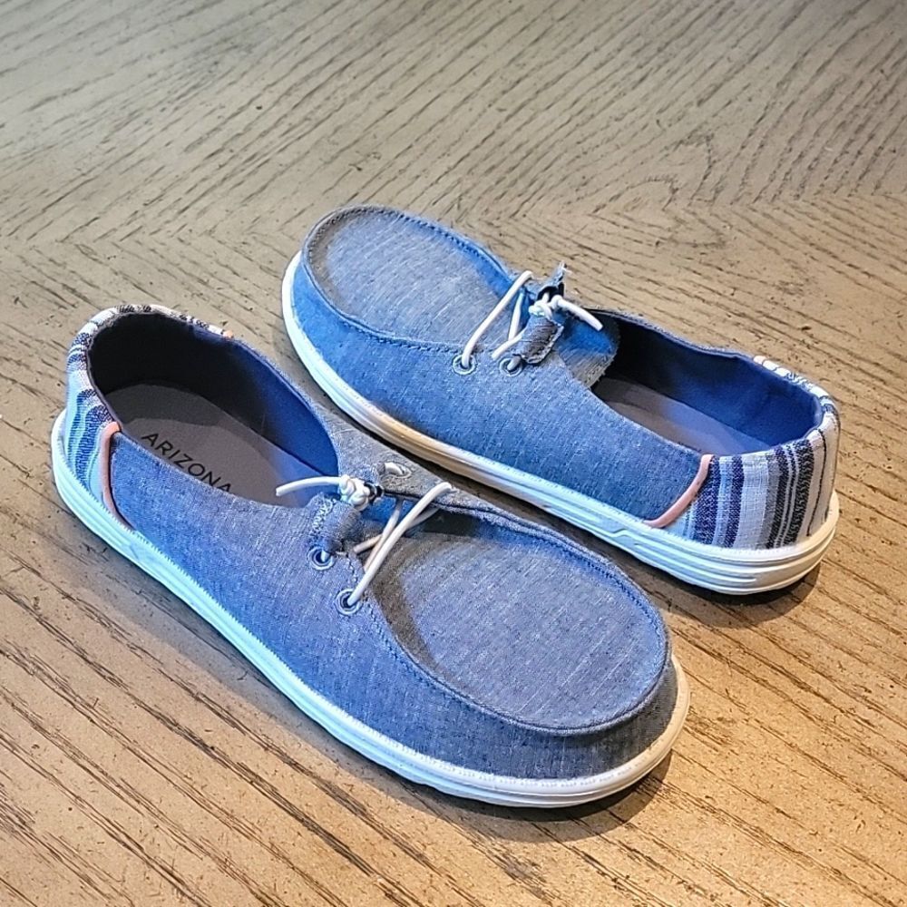 Blue denim slip on loafers size 7 NWOT